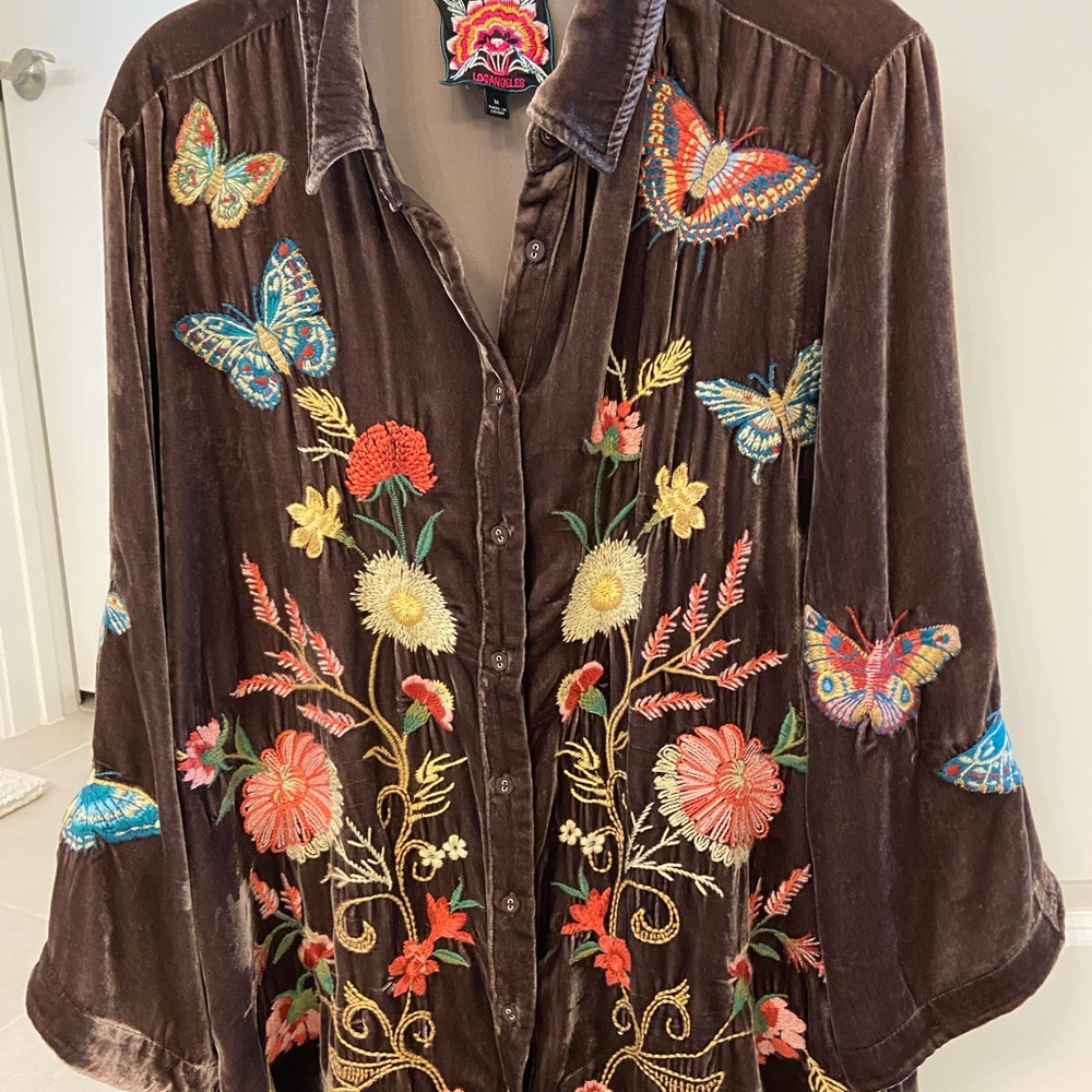 Johnny Was Brown Velvet Embroidered Flounce Sleeve Top